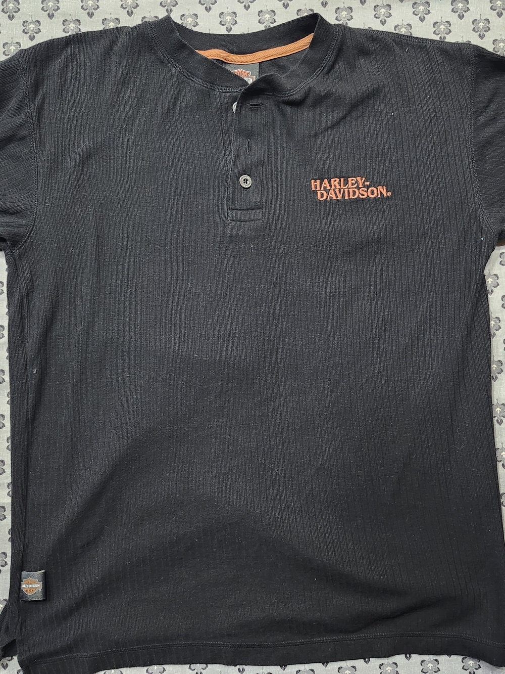 Harley-Davidson Black Short Sleeve Henley with Orange Logo Med